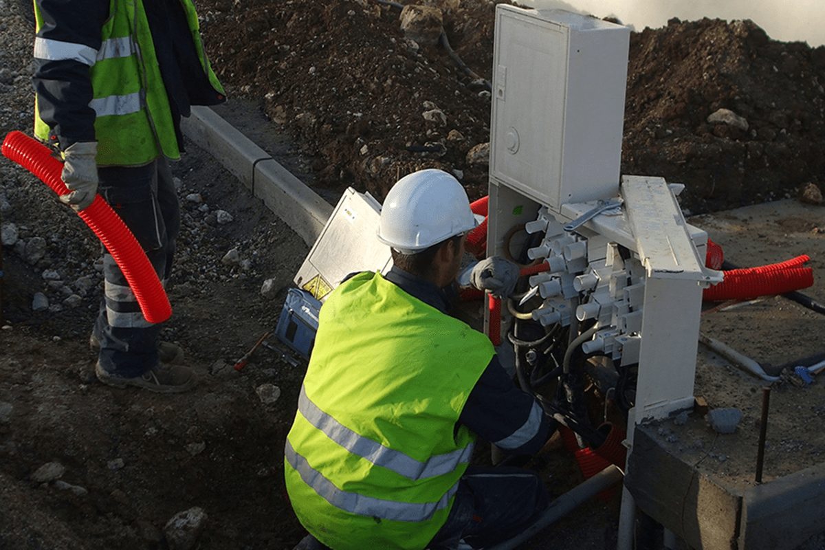 Chantier de raccordement au réseau électrique